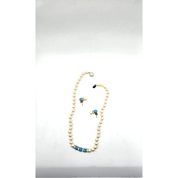 Vintage Pearl and Howlite with Rhinestones Necklace and Pierced earring Set - Picture 3 of 7